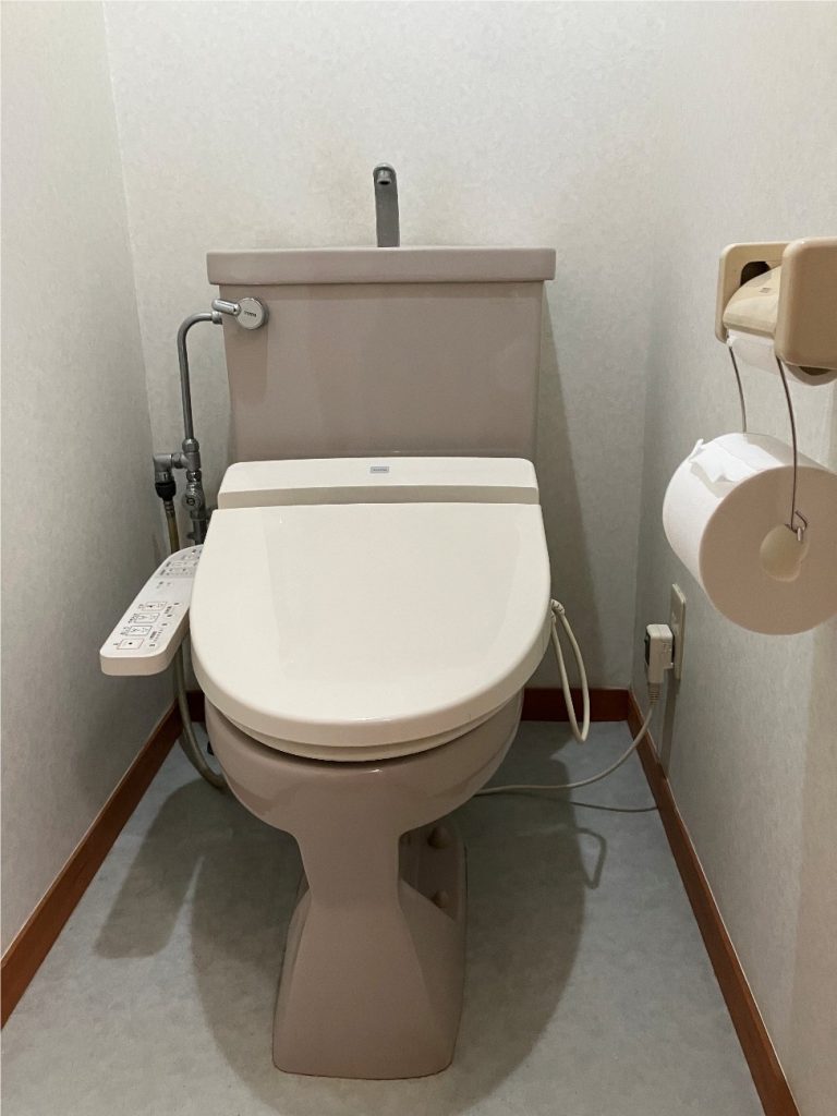 トイレ工事前写真