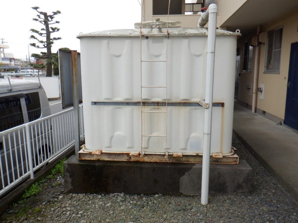 貯水槽写真